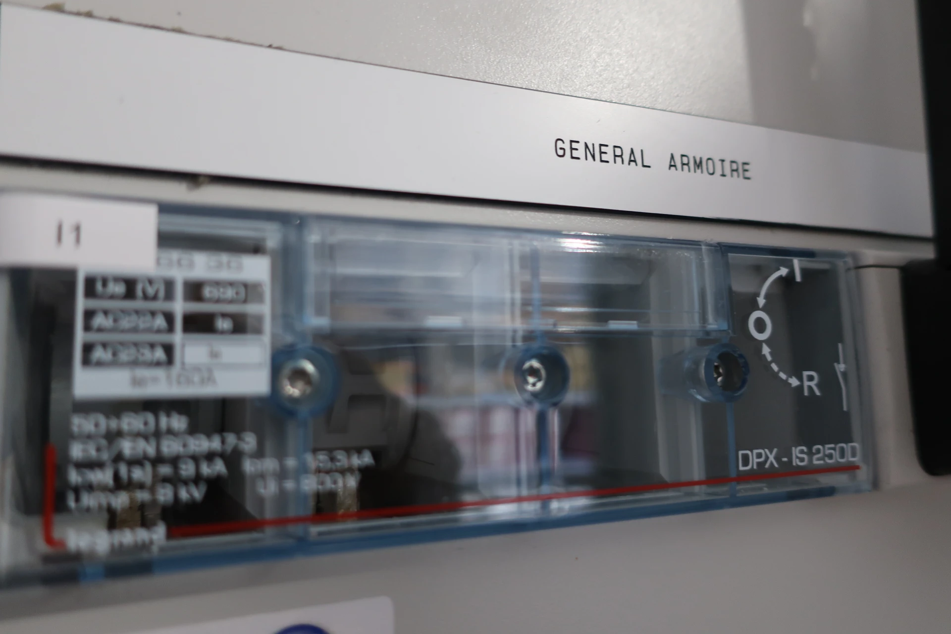 Installation d'un laboratoire de glaces à Ile Rousse - Glaces artisanales Milani