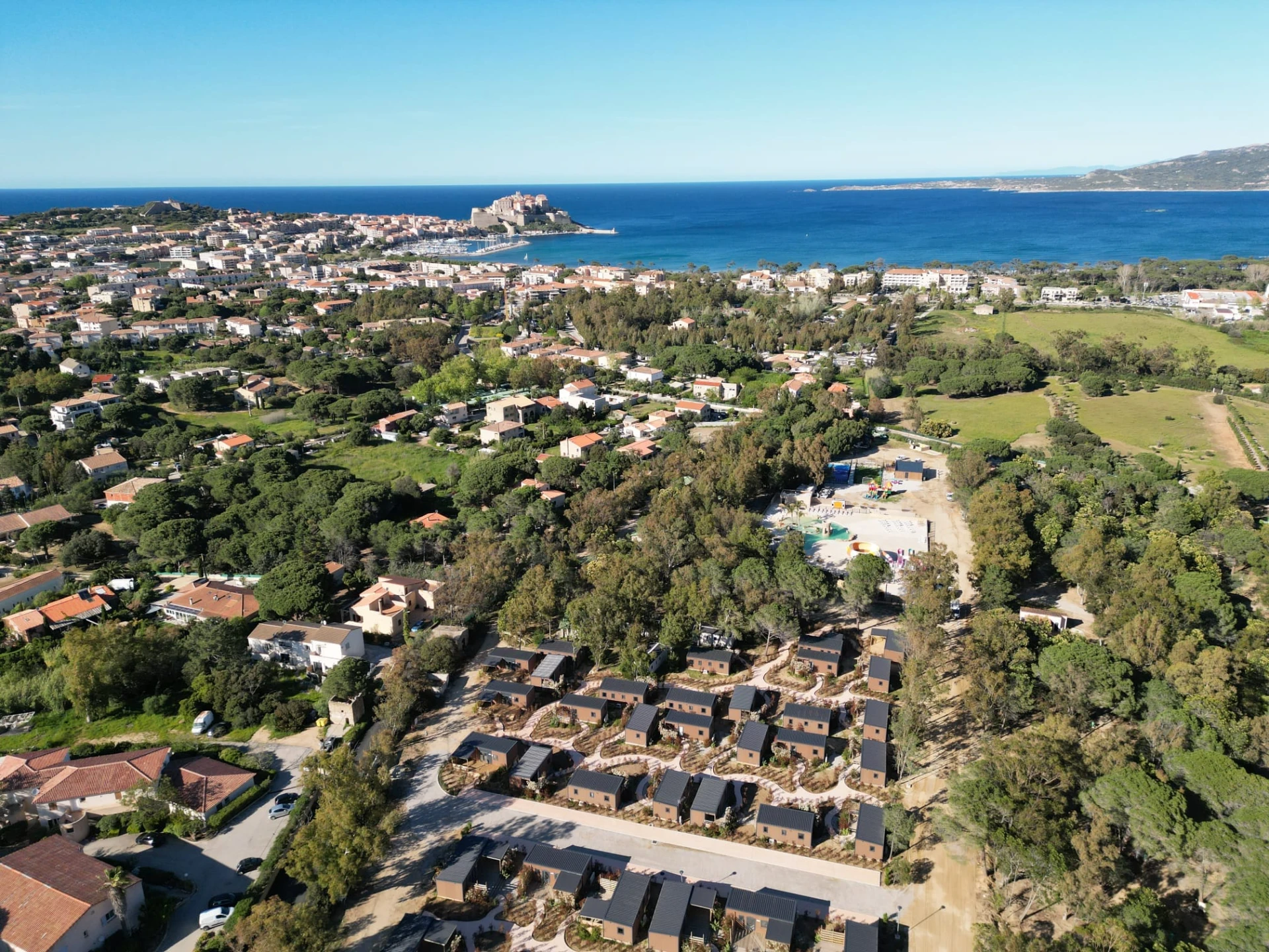 Travaux de distribution électrique au Camping Bella Vista - Calvi