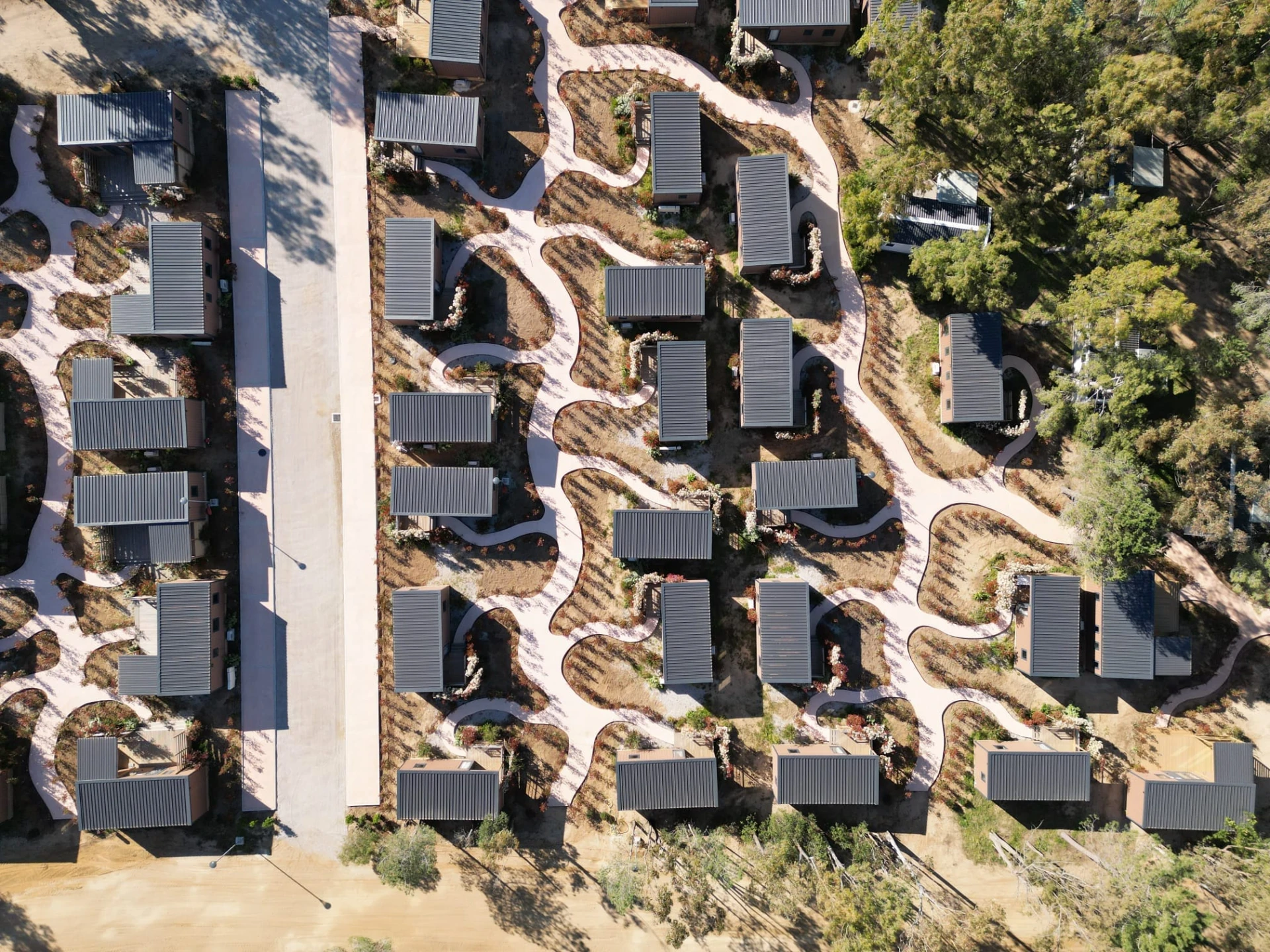 Travaux de distribution électrique au Camping Bella Vista - Calvi