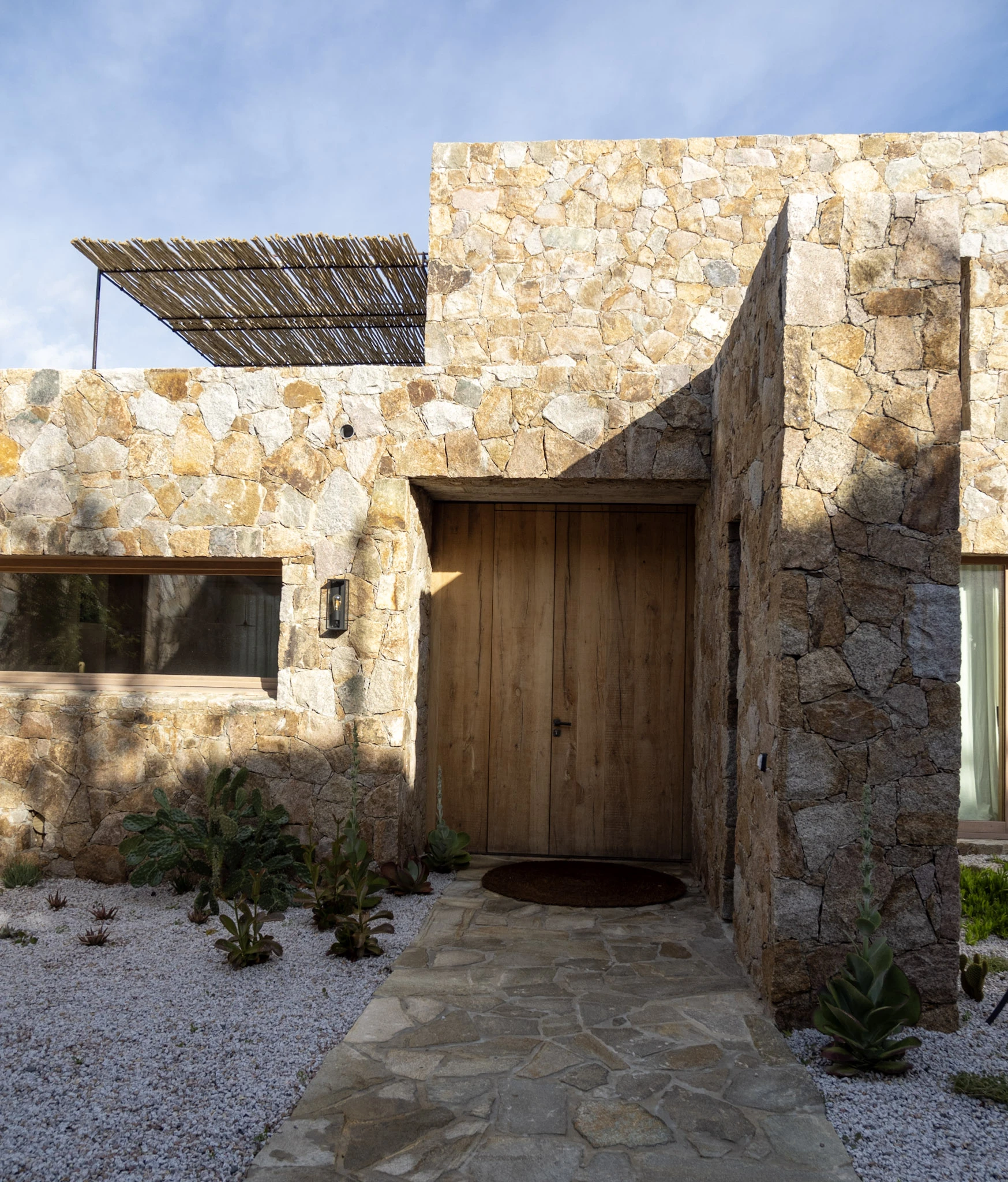 𝗠𝗮𝗶𝘀𝗼𝗻 𝗱’𝗮𝗿𝗰𝗵𝗶𝘁𝗲𝗰𝘁𝗲 𝗲𝗻 𝗕𝗮𝗹𝗮𝗴𝗻𝗲– Installation électrique sur mesure