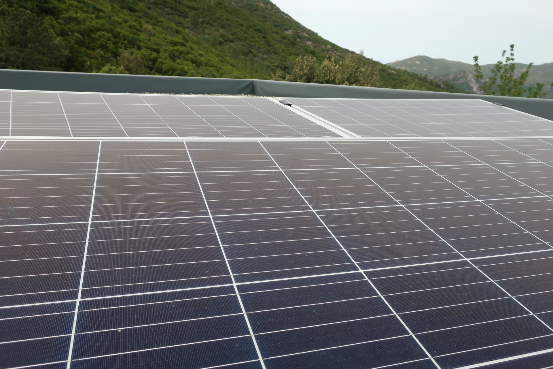 Pailler rénové et autonome en énergie - photovoltaïque - 2020