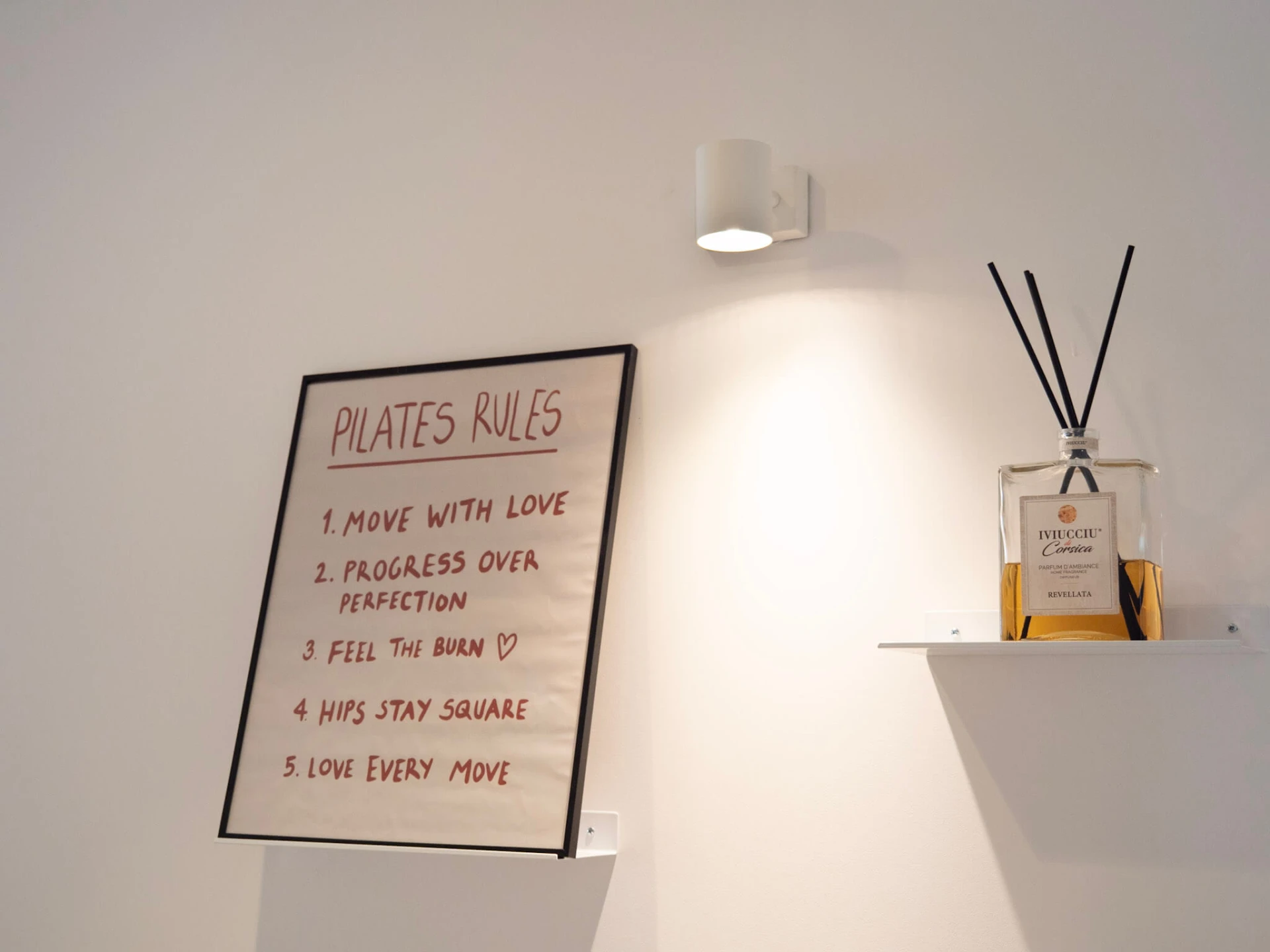 COSMOPILATES – Studio Pilates & Ostéopathie | L'Île-Rousse