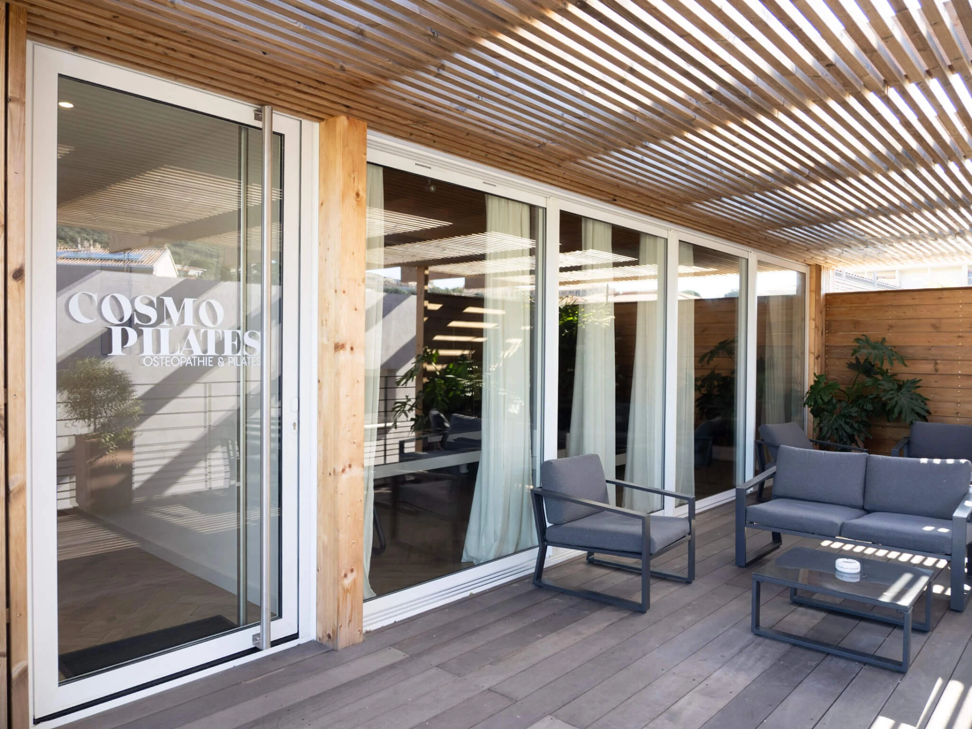 COSMOPILATES – Studio Pilates & Ostéopathie | L'Île-Rousse