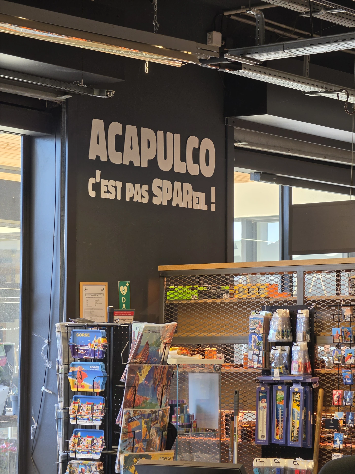 Rénovation électrique et refonte de l'éclairage | Spar Acapulco Calvi