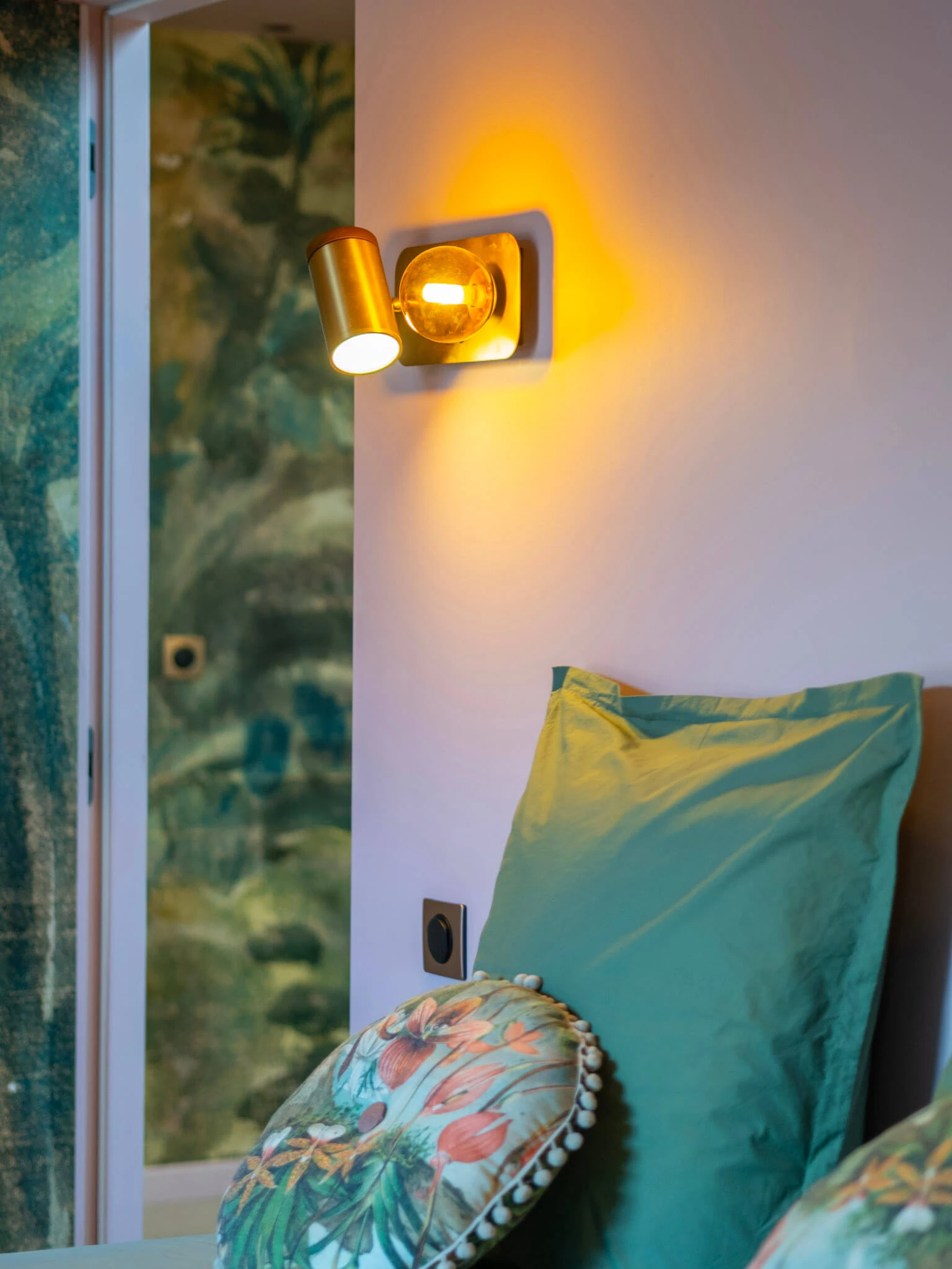 villas haut de gamme – Balagne, Corse | Installation électrique complète · Éclairage · Appareillage