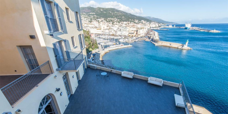 Installation électrique de l'hôtel des Gouverneurs **** à Bastia en domotique NIKO